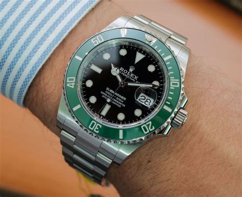 green submariner price.